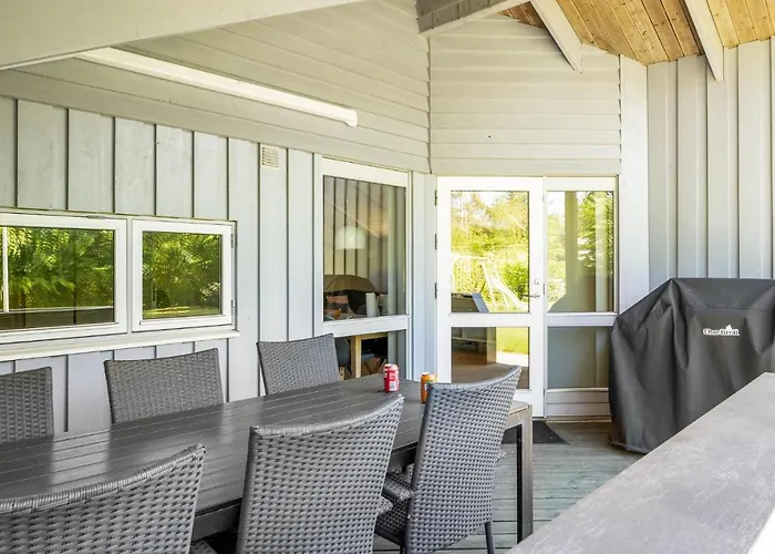 3 Bedroom Cozy In